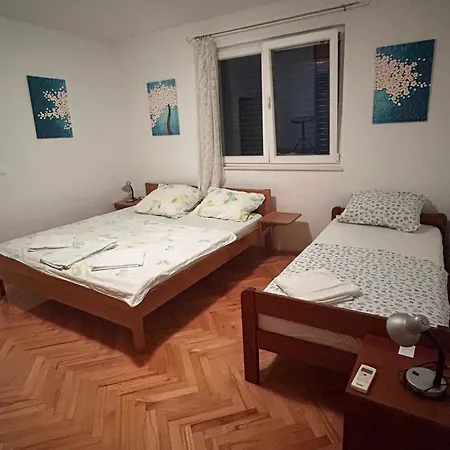 Kuca Za Odmor Lili *